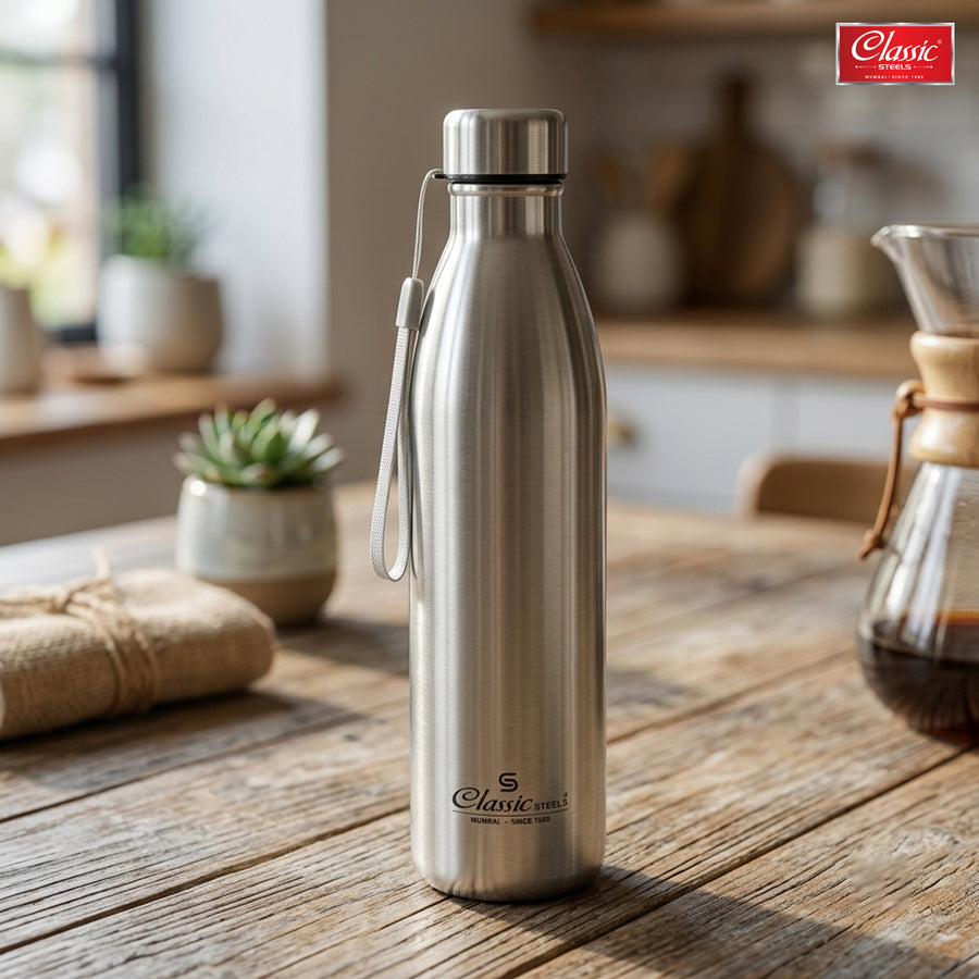 Smiley  Stainless Steel Water Bottle, Water Bottles, Single Walled, Leak-Proof, Rust-Free Steel Bottle, Easy Grip, Easy to Carry, Travel Bottle, Silver
